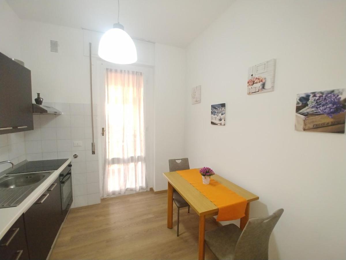 Super Vista Al Grattacielo Di Lavagna Διαμέρισμα Εξωτερικό φωτογραφία